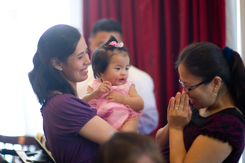 1/100 sec at f / 1.4