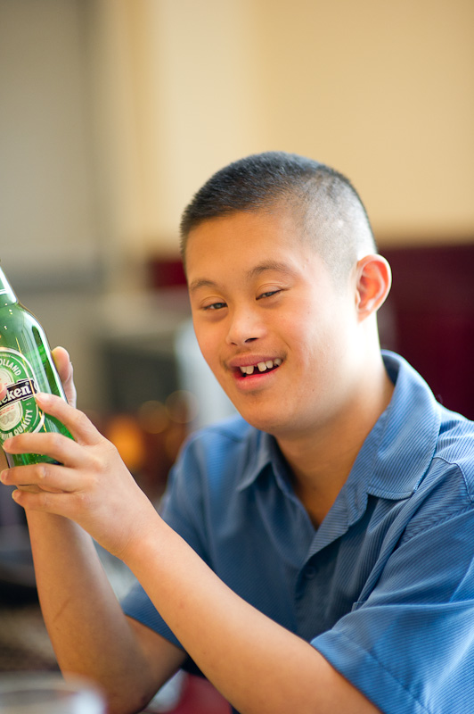 1/400 sec at f / 1.4