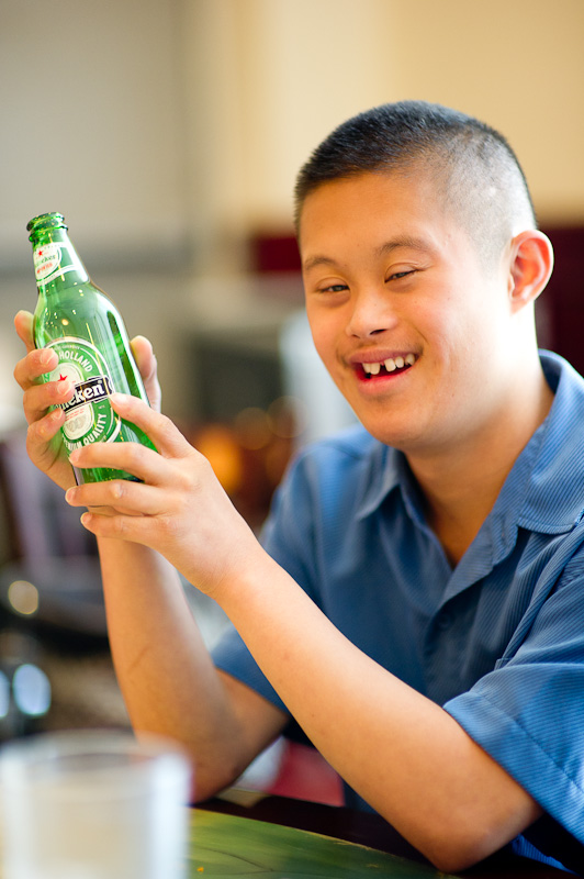 1/400 sec at f / 1.4